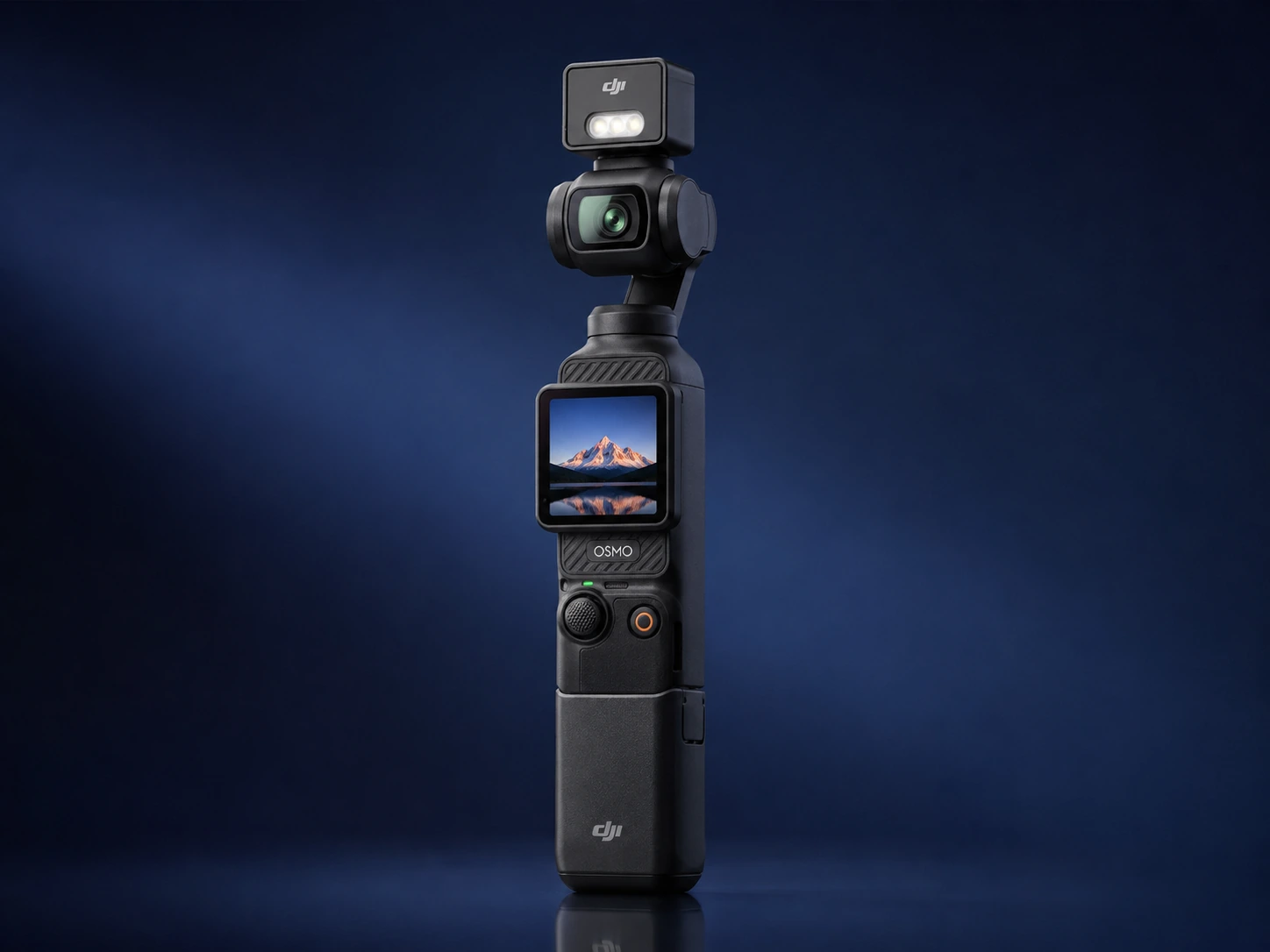 DJI Osmo Pocket 4 Creator Combo